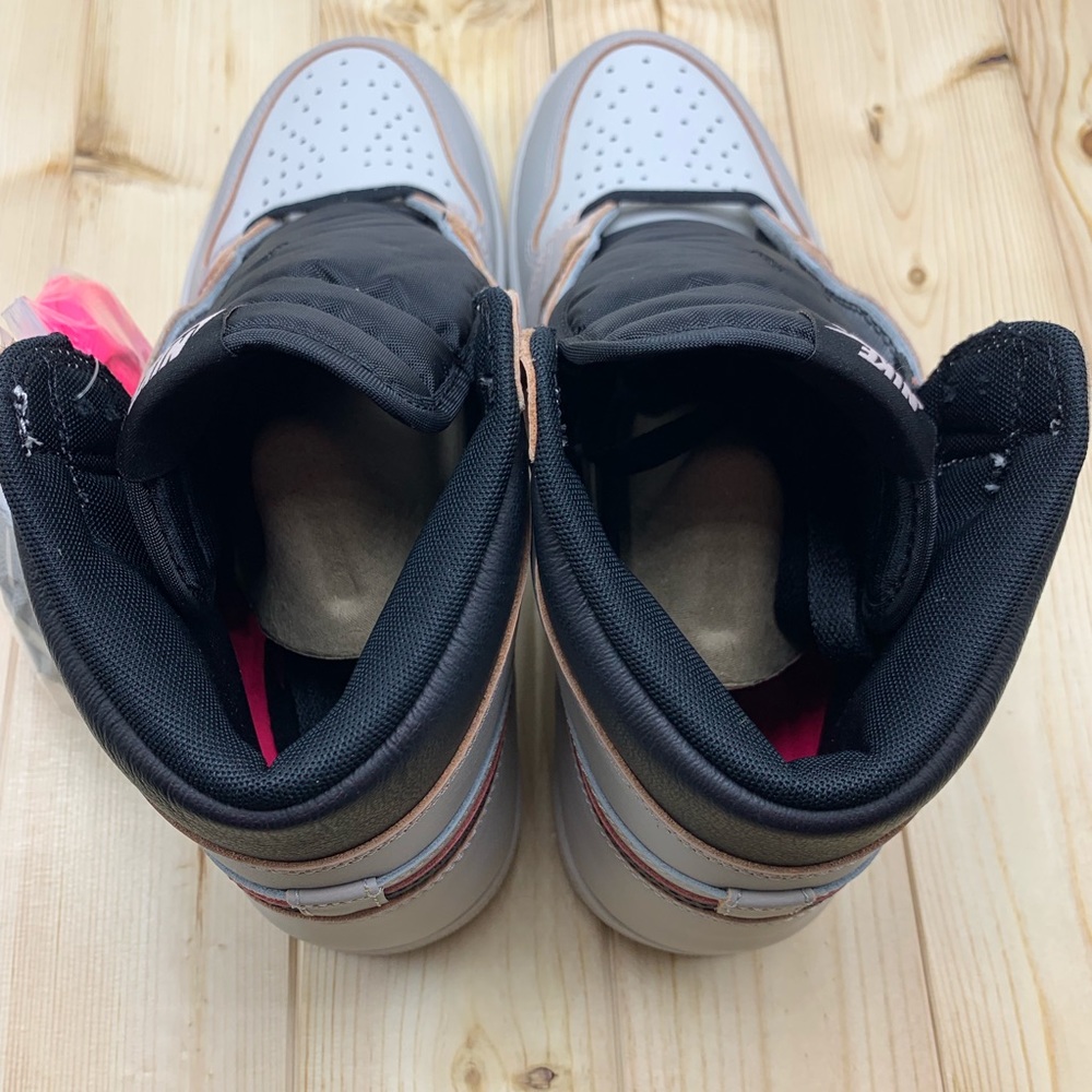 *SOLD*New Nike Air Jordan 1 High OG Defiant NYC - Picture 4 of 7